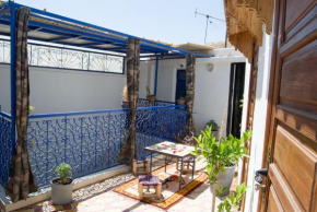 Riad Yenna